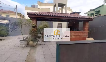 Casa com 4 dormitórios à venda, 220 m² por R$ 2.230.000 - Boracéia - São Sebastião/SP