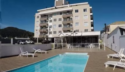 Cobertura com 4 quartos à venda na Praia de Fora, Palhoça  por R$ 1.050.000