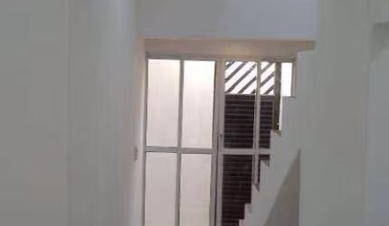 Casa à venda por R$ 270.000,00 - Parque Bitaru - São Vicente/SP