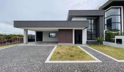 Casa de alto padrão à venda com 222m² no Swiss Park, Campinas-SP