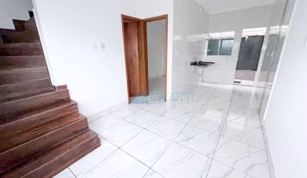 Sobrado com 3 dormitórios à venda, 55 m² por R$ 259.000 - Parque das Américas - Praia Grande/SP
