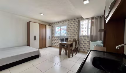 Apartamento prático de 26m² e semimobiliado no Cidade Nova