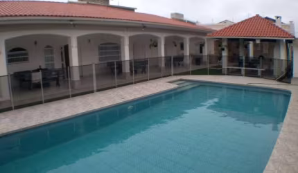 Casa à venda no bairro Satelite em Itanhaém/SP