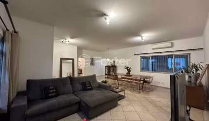 Casa com 5 quartos à venda na Rua Rocha Galvão, 97, Jardim da Glória, São Paulo, 380 m2 por R$ 1.890.000