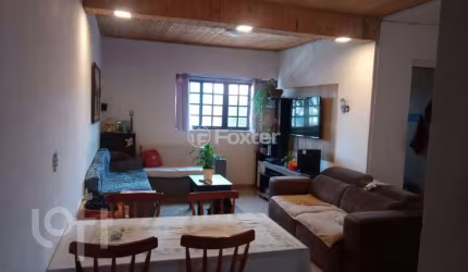Casa com 5 quartos à venda na Rua Leon, 195, Parque Miguel Mirizola, Cotia, 125 m2 por R$ 320.000
