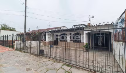Casa com 3 quartos à venda na Rua Caetano Fulginiti, 60, Rubem Berta, Porto Alegre, 110 m2 por R$ 250.000