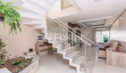 Casa com 5 quartos à venda na Rua Zeferino Dias, 964, Sarandi, Porto Alegre, 248 m2 por R$ 895.000