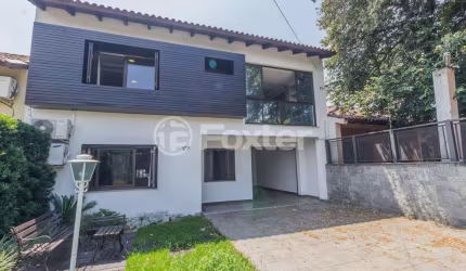 Casa com 4 quartos à venda na Rua Irmão Inocêncio Luís, 279, Jardim Itu Sabará, Porto Alegre, 291 m2 por R$ 1.600.000