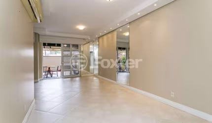 Casa em condomínio fechado com 3 quartos à venda na Rua São Leopoldo, 429, Vila Jardim, Porto Alegre, 284 m2 por R$ 1.950.000
