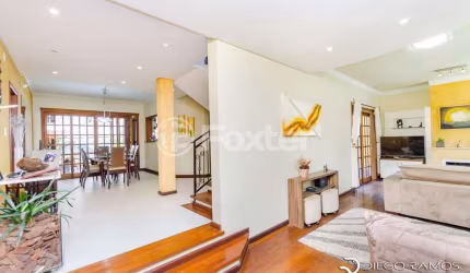 Casa com 4 quartos à venda na Rua Abdo Jorge Curi, 225, Parque Santa Fé, Porto Alegre, 243 m2 por R$ 780.000