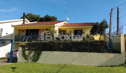 Casa com 3 quartos à venda na Rua Érico Veríssimo, 88, Tarumã, Viamão, 163 m2 por R$ 600.000