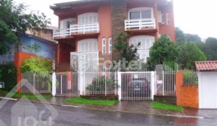 Casa com 3 quartos à venda na Rua Osvaldo Cruz, 1473, Primavera, Novo Hamburgo, 399 m2 por R$ 890.000