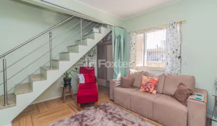 Casa com 3 quartos à venda na Rua Amaranto Pereira, 86, Passo das Pedras, Porto Alegre, 147 m2 por R$ 320.000