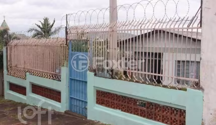 Casa com 4 quartos à venda na Rua Doze de Outubro, 146, Partenon, Porto Alegre, 208 m2 por R$ 550.000