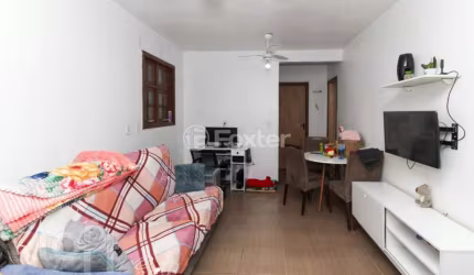 Casa com 2 quartos à venda na Avenida das Canoas, 343, Mato Grande, Canoas, 68 m2 por R$ 330.000