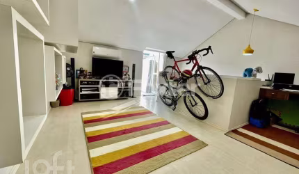 Casa com 3 quartos à venda na Rua dos Alecrins, 168, Igara, Canoas, 147 m2 por R$ 615.000