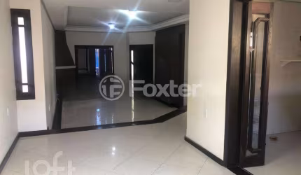Casa com 3 quartos à venda na Rua Juvenil Pereira Fraga, 104, Cavalhada, Porto Alegre, 300 m2 por R$ 760.000