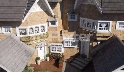 Casa em condomínio fechado com 3 quartos à venda na Rua Reinaldo Bertoluci, 12, Planalto, Gramado, 112 m2 por R$ 1.200.000