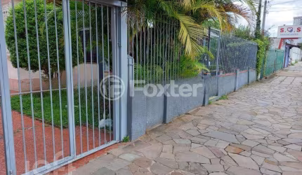 Casa com 3 quartos à venda na Rua Teixeira de Freitas, 99, Rio Branco, Novo Hamburgo, 243 m2 por R$ 800.000