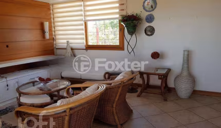 Casa com 3 quartos à venda na Rua Fonseca Guimarães, 125, Medianeira, Porto Alegre, 298 m2 por R$ 900.000