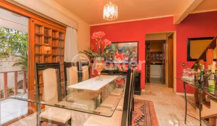 Casa com 3 quartos à venda na Rua Sargento Nicolau Dias de Farias, 38, Tristeza, Porto Alegre, 340 m2 por R$ 1.500.000
