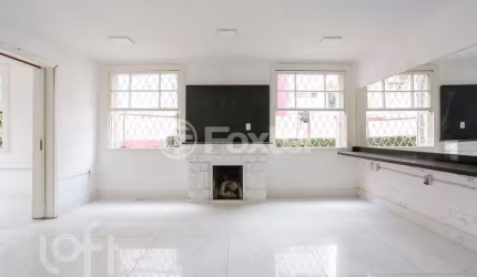 Casa com 4 quartos à venda na Rua Marquês do Pombal, 843, Moinhos de Vento, Porto Alegre, 360 m2 por R$ 2.500.000