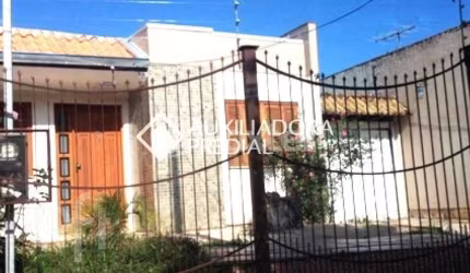 Casa com 1 quarto à venda na Rua Marcelino Ramos, 28, Nonoai, Porto Alegre, 150 m2 por R$ 600.000
