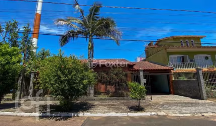 Casa com 3 quartos à venda na Rua Ernesto da Silva Rocha, 62, Estância Velha, Canoas, 180 m2 por R$ 712.500