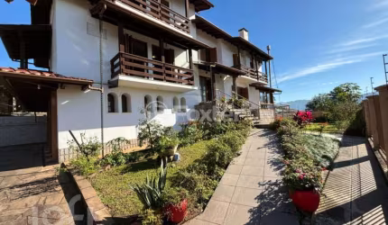 Casa com 5 quartos à venda na Rua José Antenor Nunes, 18, Vila Nova, Novo Hamburgo, 579 m2 por R$ 1.200.000