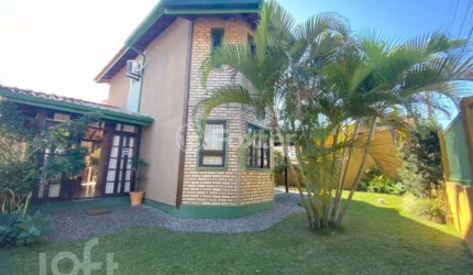 Casa com 2 quartos à venda na Rua Moçambique, 693, São João do Rio Vermelho, Florianópolis, 172 m2 por R$ 1.100.000