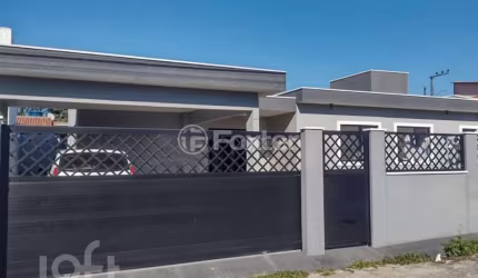Casa com 4 quartos à venda na Rua Olinda Rosa da Conceição, 664, Ingleses do Rio Vermelho, Florianópolis, 132 m2 por R$ 980.000