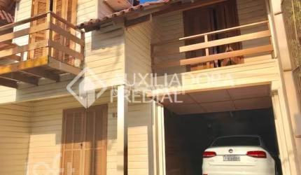 Casa com 3 quartos à venda na Rua Zeferino Dias, 823, Sarandi, Porto Alegre, 230 m2 por R$ 750.000