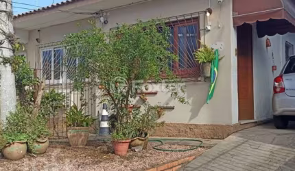 Casa com 5 quartos à venda na Rua General Salustiano, 205, Marechal Rondon, Canoas por R$ 970.000