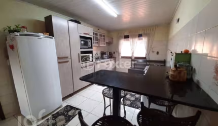 Apartamento com 3 quartos à venda na Rua Portácio Hoffmann, 1860, Esplanada, Caxias do Sul, 197 m2 por R$ 580.000