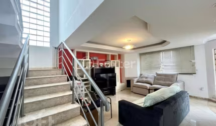 Casa com 3 quartos à venda na Rua Adão Schmidt, 654, Barreiros, São José, 273 m2 por R$ 1.042.000