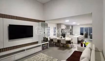 Casa com 3 quartos à venda na Rua das Cacaueiros, 97, Pedra Branca, Palhoça, 199 m2 por R$ 1.893.000