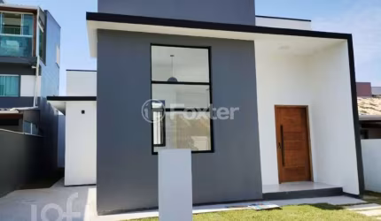 Casa com 3 quartos à venda na Rua das Bergamotas, 130, Madri, Palhoça, 90 m2 por R$ 650.000