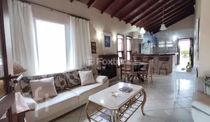 Casa com 2 quartos à venda na Rua 500, 326, Balneário Ponta do Papagaio (Ens Brito), Palhoça, 120 m2 por R$ 800.000