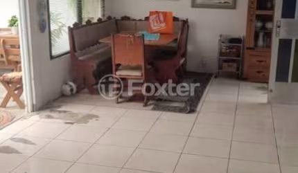 Casa com 3 quartos à venda na Rua Doze de Outubro, 526, Partenon, Porto Alegre, 387 m2 por R$ 420.000
