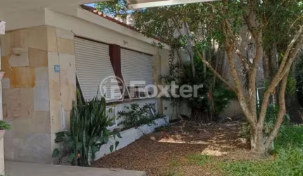 Casa com 3 quartos à venda na Travessa Alasca, 98, Jardim Lindóia, Porto Alegre, 214 m2 por R$ 950.000