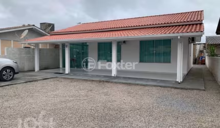 Casa com 3 quartos à venda na Rua Tradição, 10, Enseada de Brito, Palhoça, 120 m2 por R$ 650.000