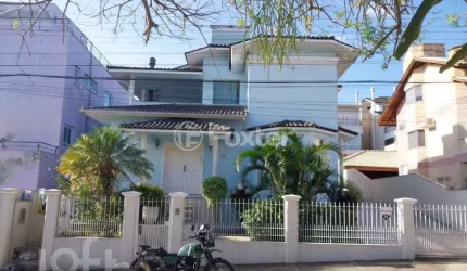 Casa com 5 quartos à venda na Rua Laélia Purpurata, 112, João Paulo, Florianópolis, 285 m2 por R$ 2.600.000