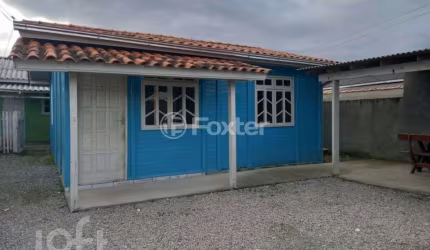 Casa com 4 quartos à venda na Rua Paulo Vicente de Melo, 141, Rio Grande, Palhoça, 120 m2 por R$ 290.000