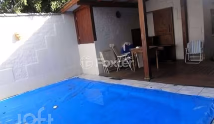 Casa com 4 quartos à venda na Rua Gustavo Leopoldo Feltes, 275, Canudos, Novo Hamburgo, 276 m2 por R$ 450.000