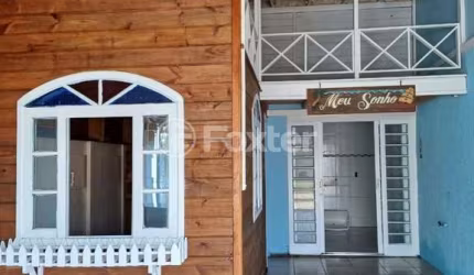 Casa com 3 quartos à venda na Avenida Caravelas, 217, Enseada de Brito, Palhoça, 240 m2 por R$ 565.000