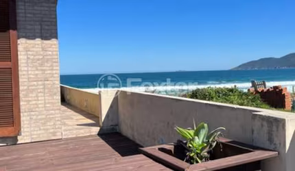 Casa com 2 quartos à venda na Rua dos Pinheiros, 296, Campeche, Florianópolis, 90 m2 por R$ 1.500.000