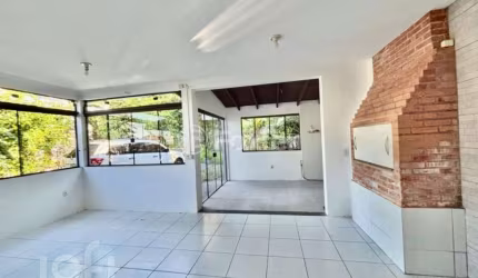 Casa com 2 quartos à venda na Rua Tuiuti, 228, Nossa Senhora das Graças, Canoas, 119 m2 por R$ 800.000