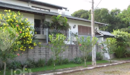 Casa com 3 quartos à venda na Rua São Luís do Maranhão, 46, Boa Vista, Novo Hamburgo, 453 m2 por R$ 1.850.000