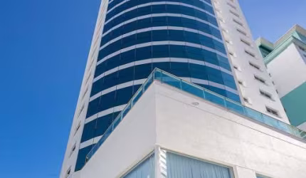 Finamente mobiliado sendo 04 dormitórios e duas suites em Balneário Camboriu
