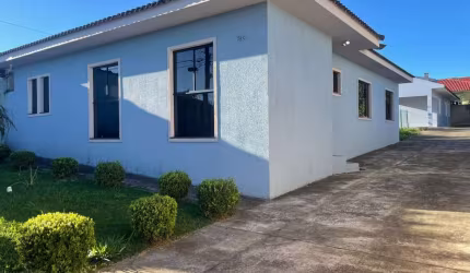 Casa Residencial com 3 quartos  à venda, 630.00 m2 por R$1000000.00  - Jardim Carvalho - Ponta Grossa/PR